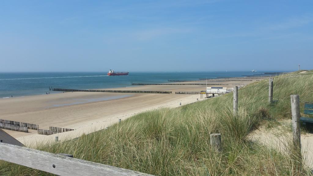 Zeewind Bed By The Sea Apartamento Westkapelle Exterior foto
